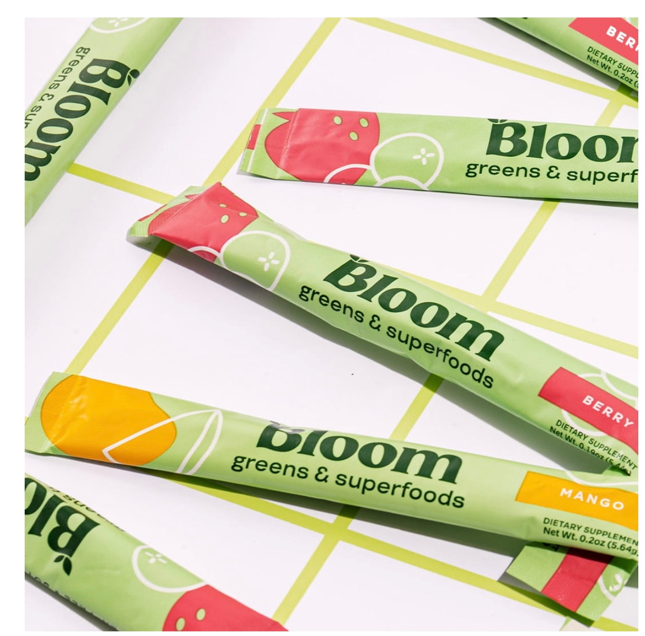 Bloom Greens & Superfoods Variety Pack Mango+Berry